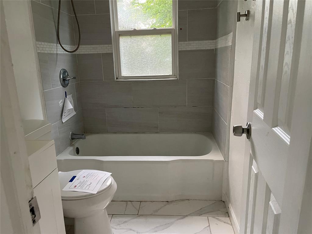 4721 Se 24th Street Property Photo 8