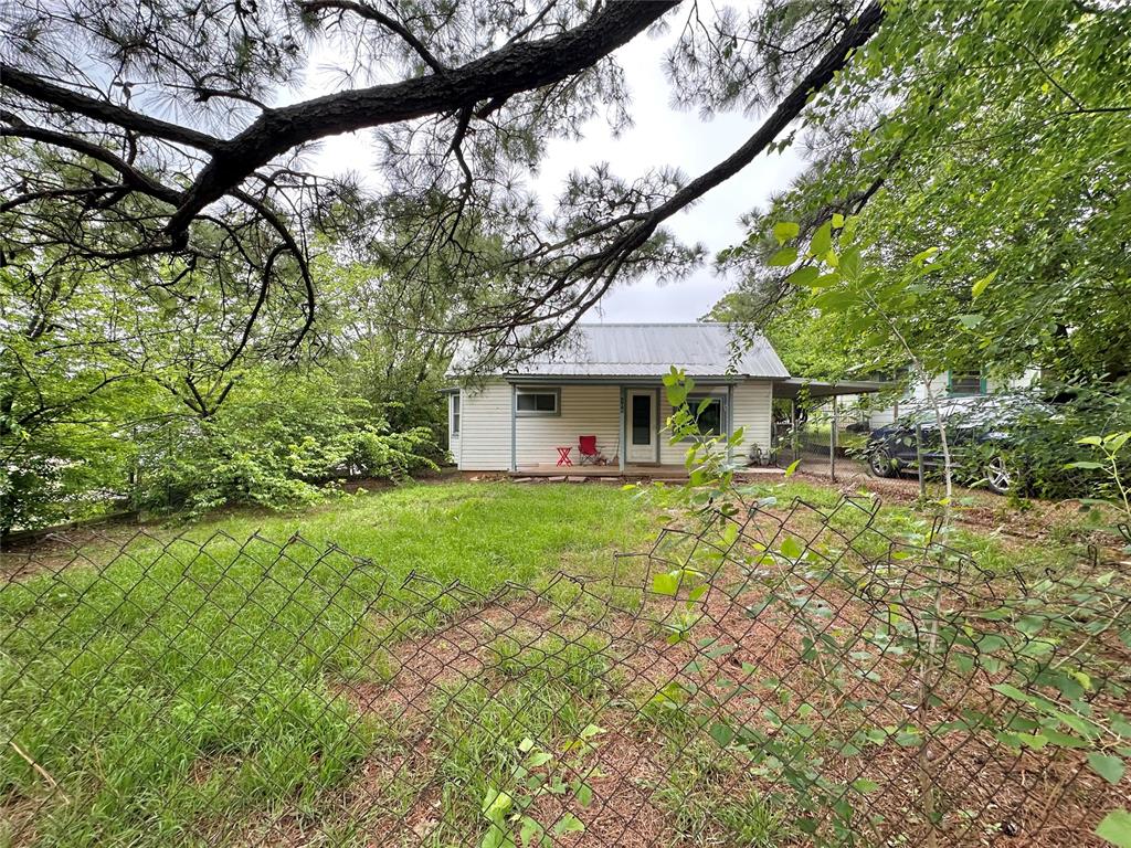 804 S Pottenger Avenue Property Photo 5