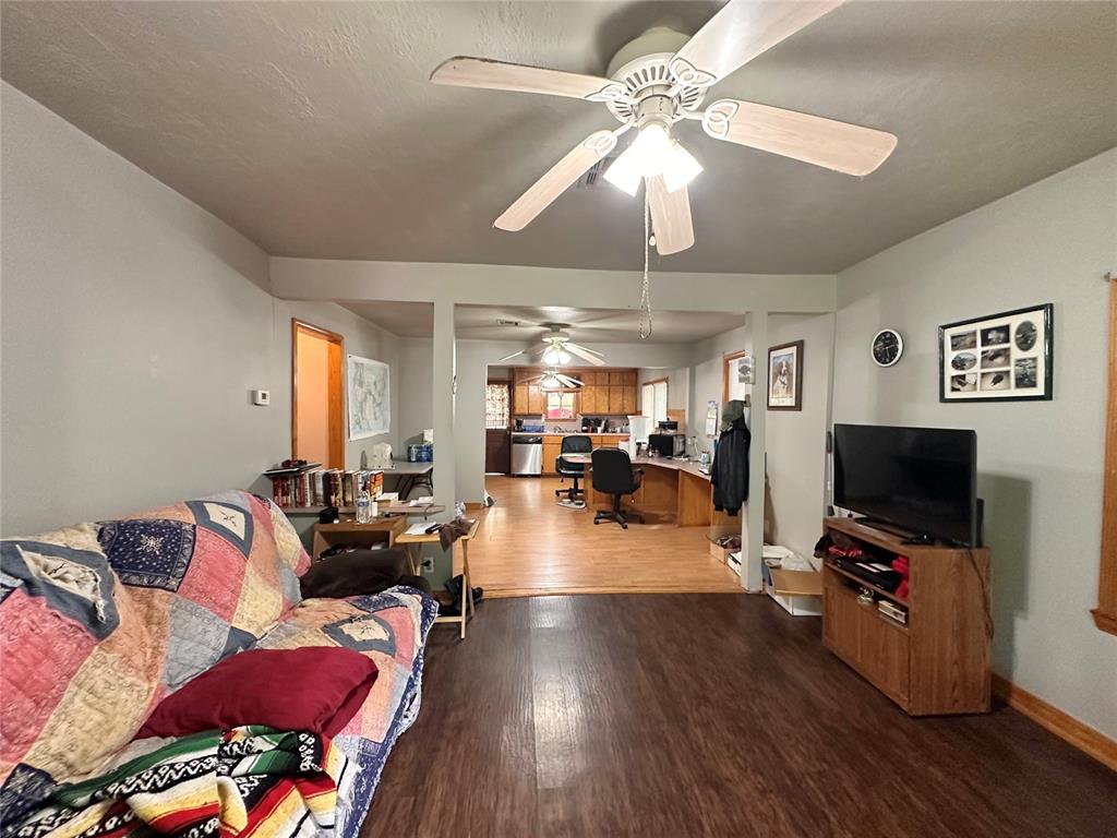 804 S Pottenger Avenue Property Photo 10