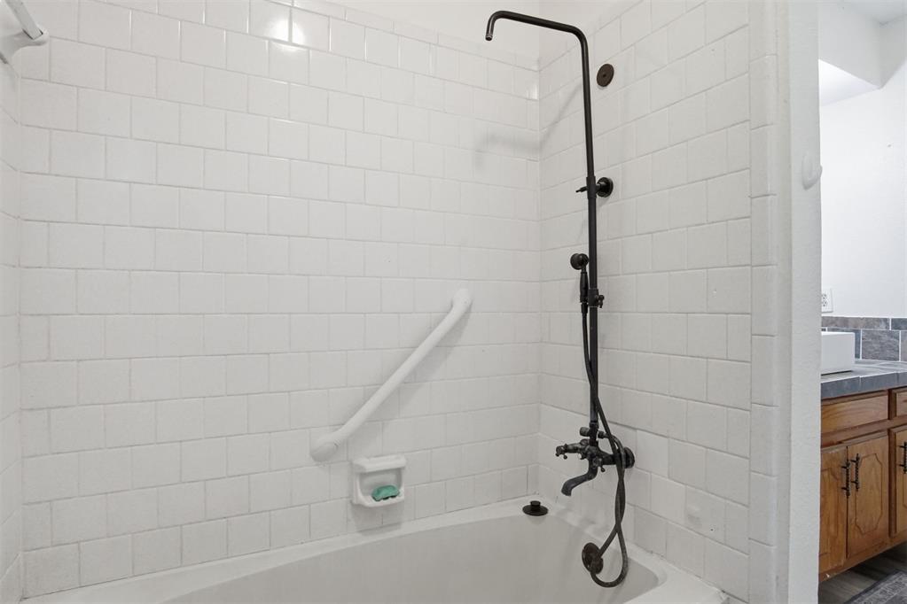 16374 Gml Court Property Photo 24