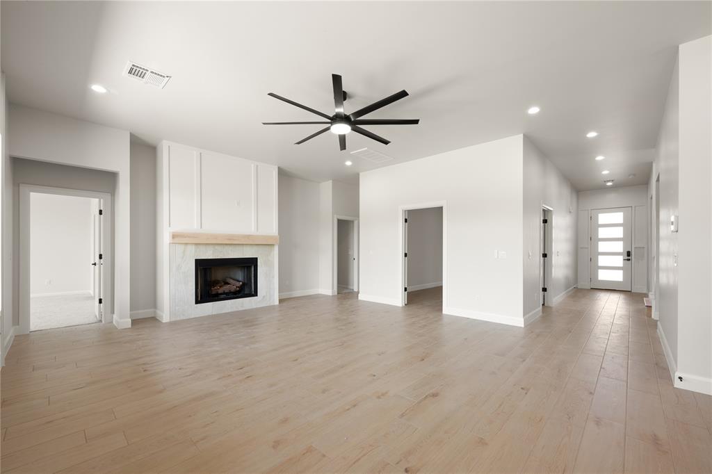 8412 Nw 153rd Street Property Photo 8