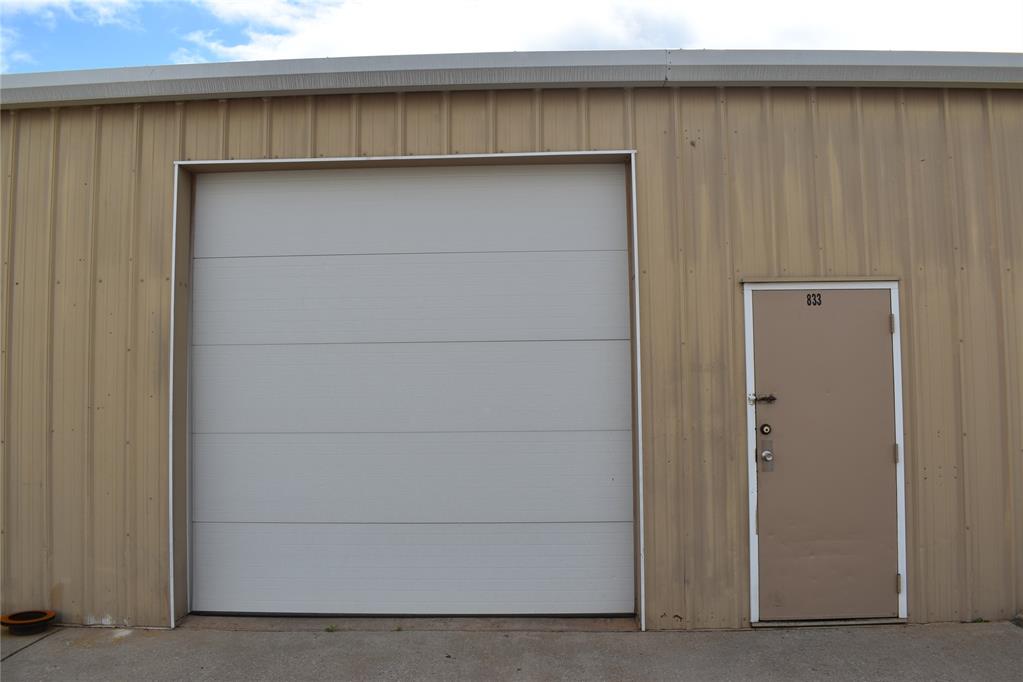 841 Industrial Drive Property Photo 9
