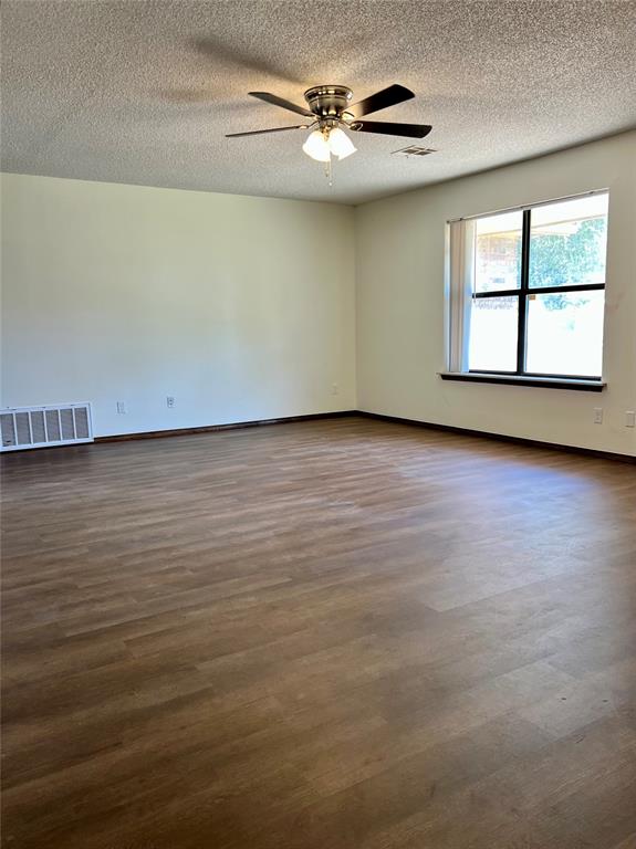315 S Dungan Avenue Property Photo 4