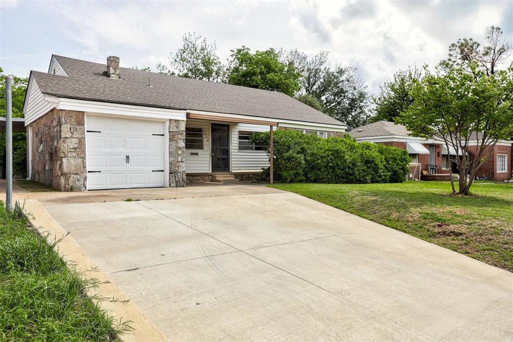 1440 Johnston Drive Property Photo 4