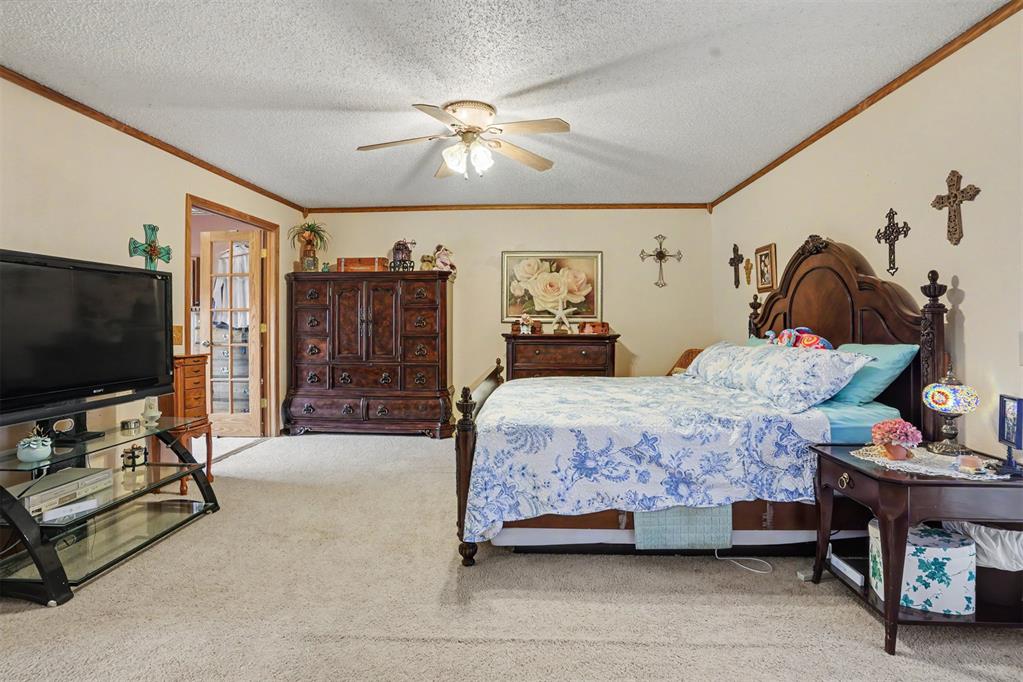 202 Whiteshield Street Property Photo 25
