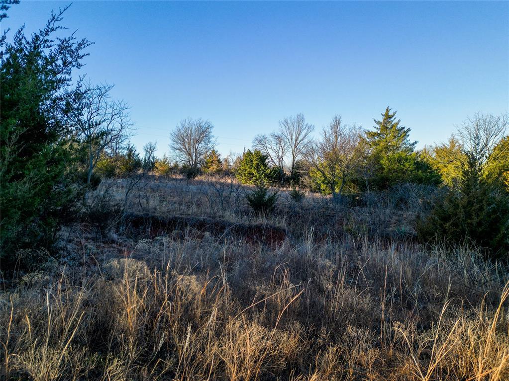 E 1450 Road Property Photo 3