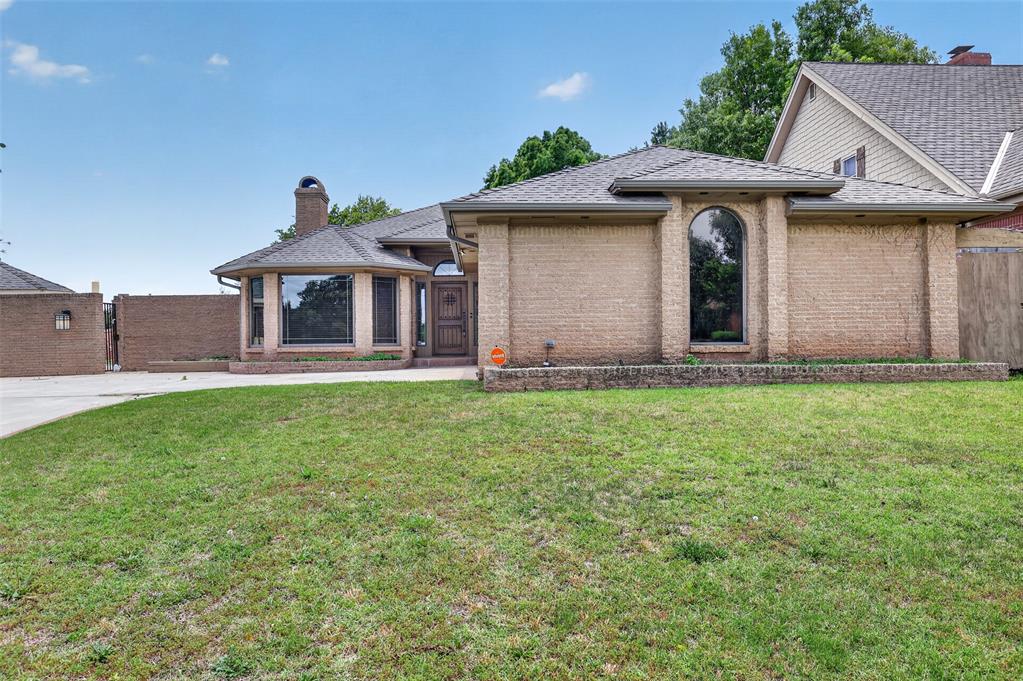 11901 Maple Ridge Road Property Photo 3