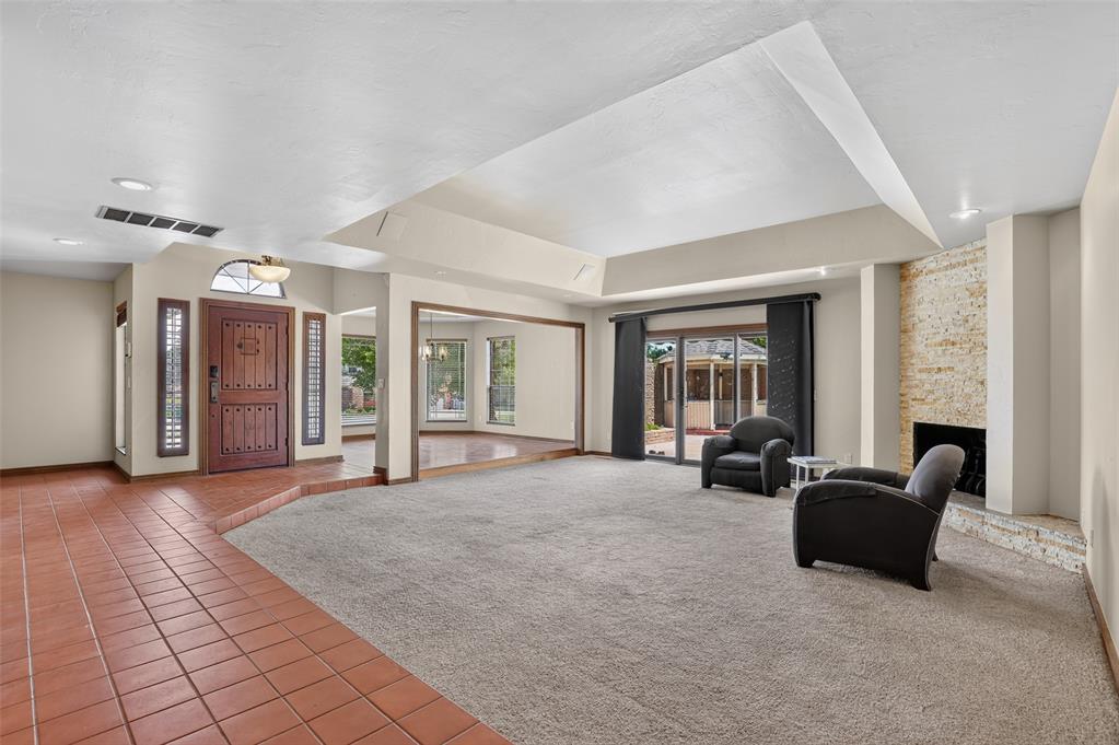 11901 Maple Ridge Road Property Photo 8
