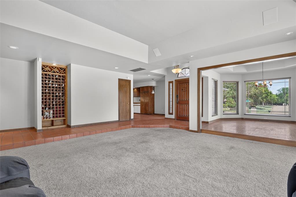 11901 Maple Ridge Road Property Photo 10