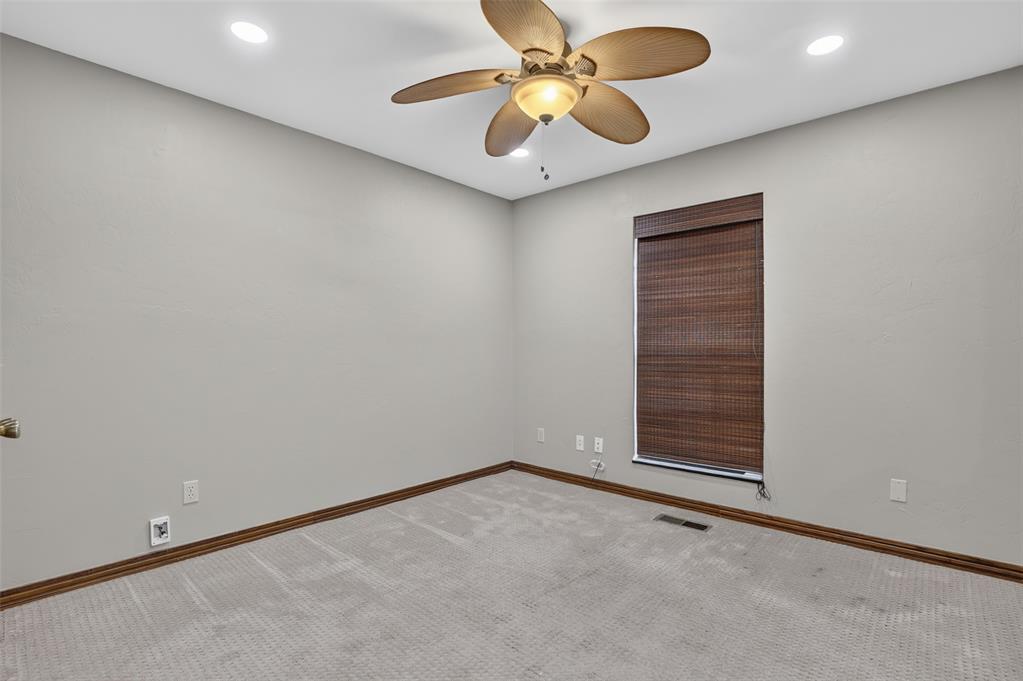 11901 Maple Ridge Road Property Photo 34