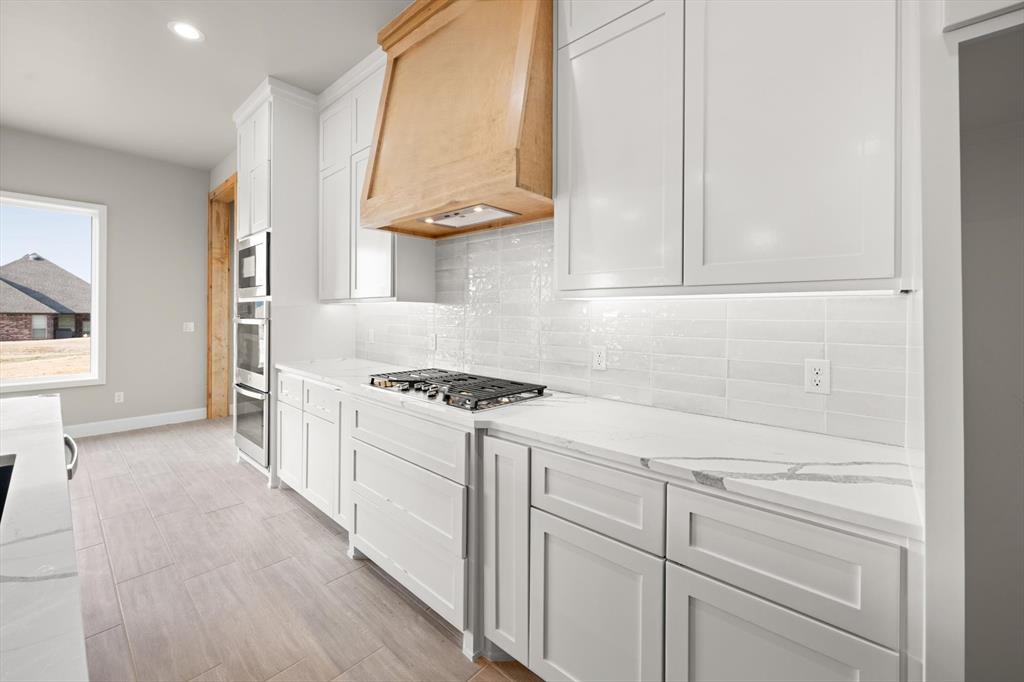 15609 Egerton Place Property Photo 18