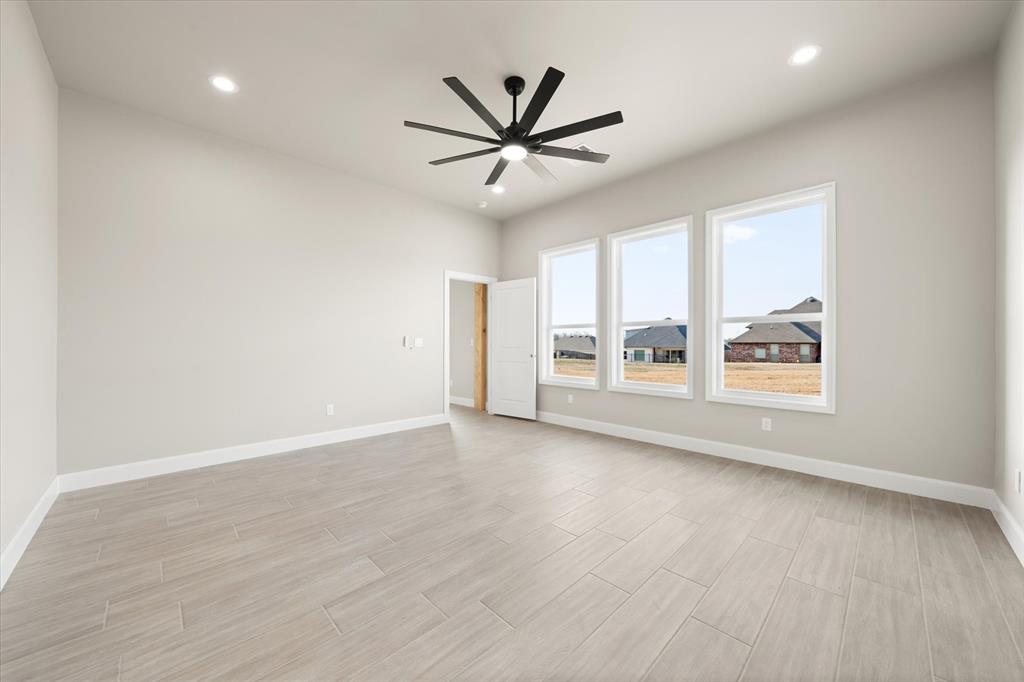 15609 Egerton Place Property Photo 21