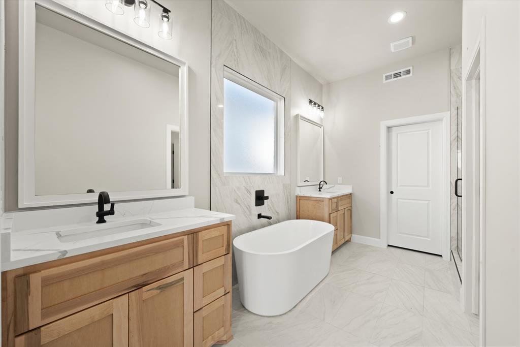 15609 Egerton Place Property Photo 25