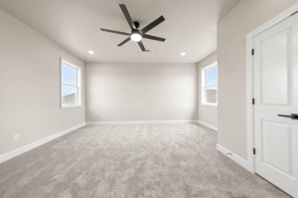 15609 Egerton Place Property Photo 35