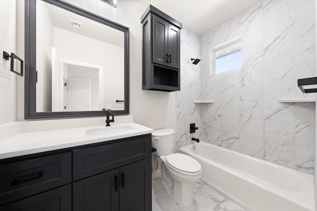 15613 Egerton Place Property Photo 39