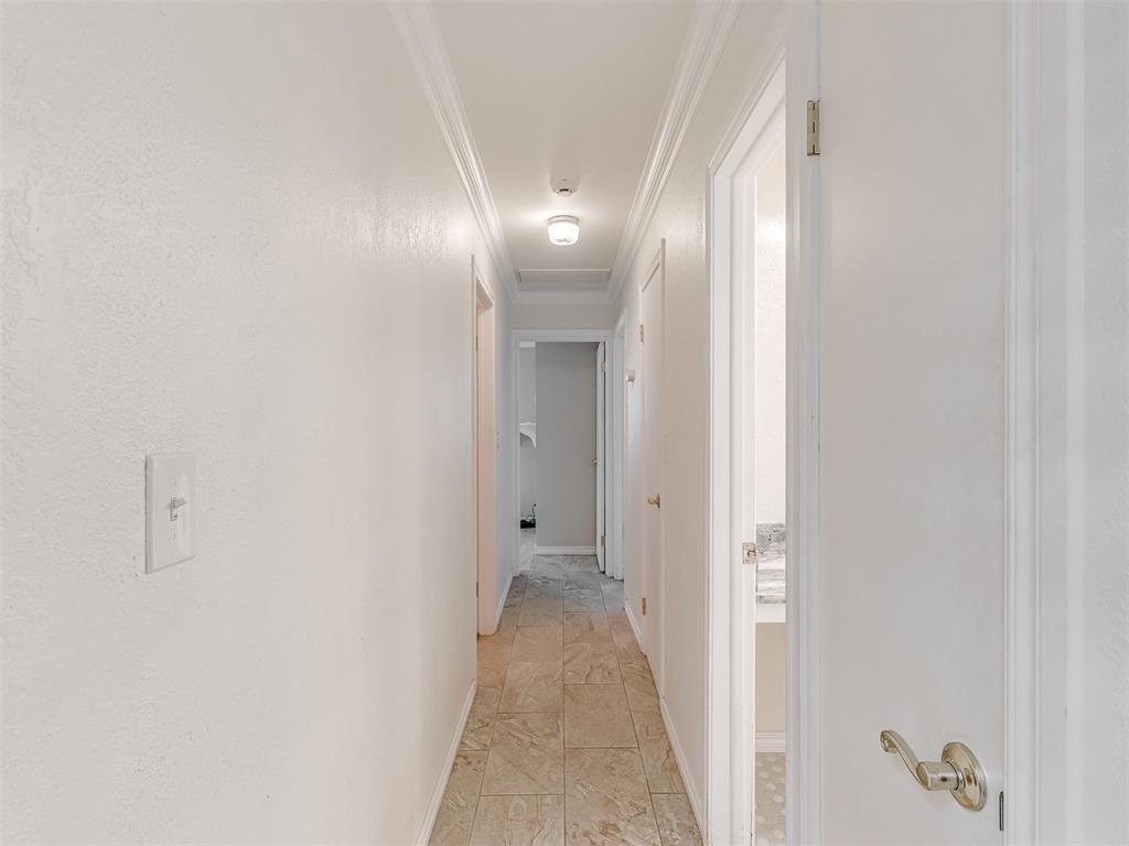 508 E Main St Property Photo 18
