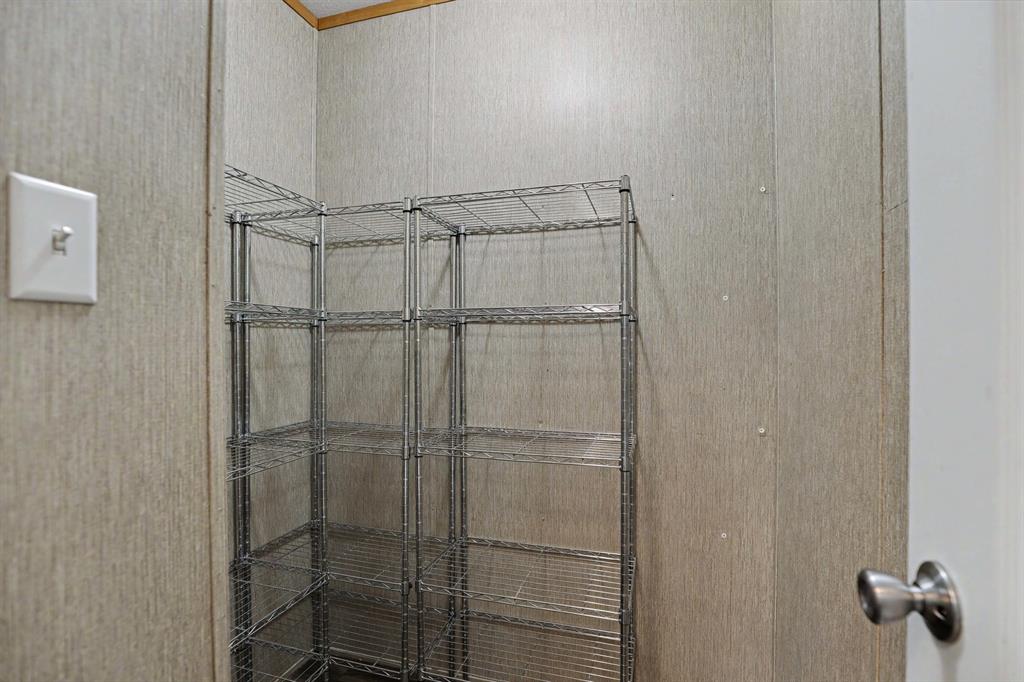 13919 E Maguire Road Property Photo 11