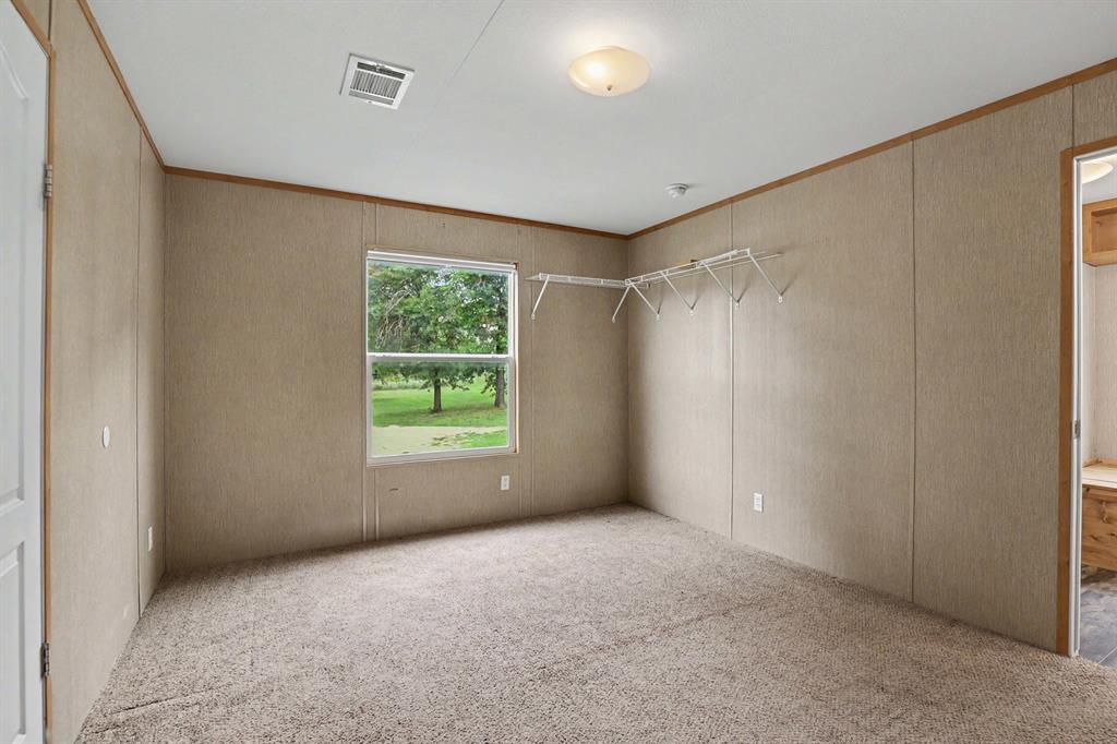 13919 E Maguire Road Property Photo 12