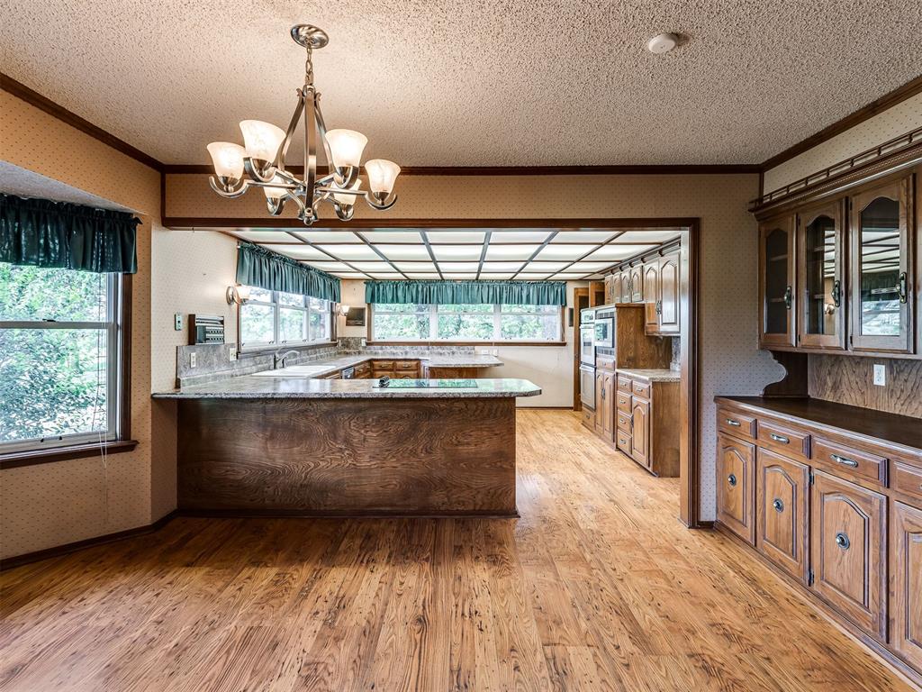 8600 Towering Oaks Property Photo 6