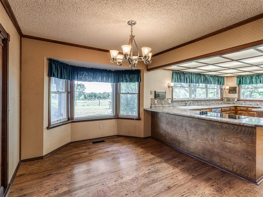 8600 Towering Oaks Property Photo 7