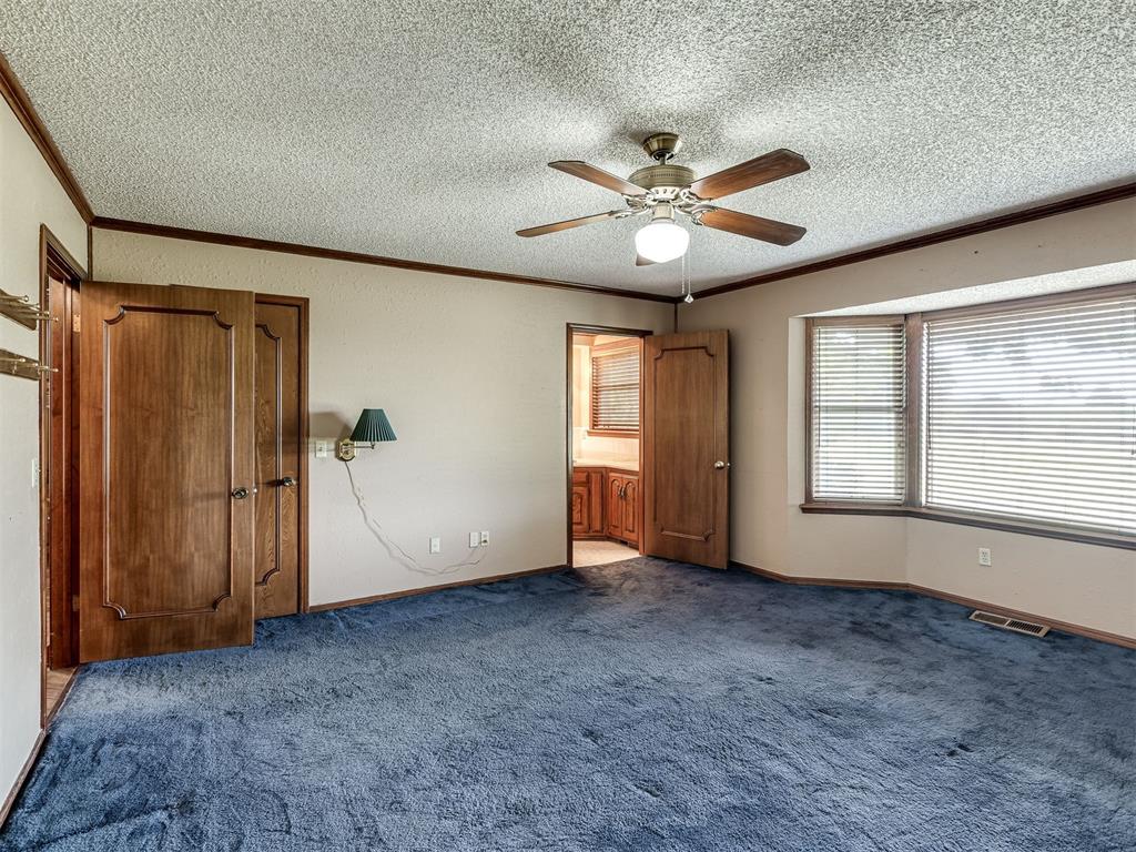 8600 Towering Oaks Property Photo 25