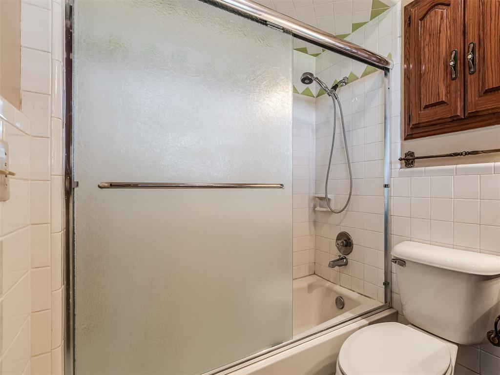 8600 Towering Oaks Property Photo 30