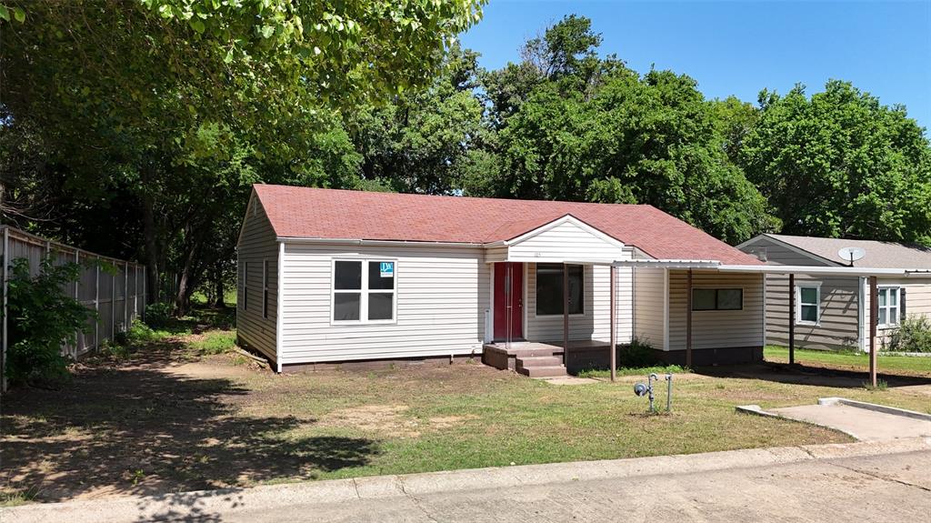 1226349 Property Photo 4