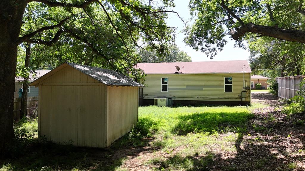 1226349 Property Photo 8
