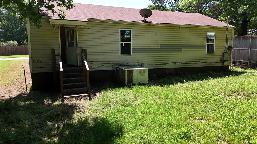 1226349 Property Photo 10