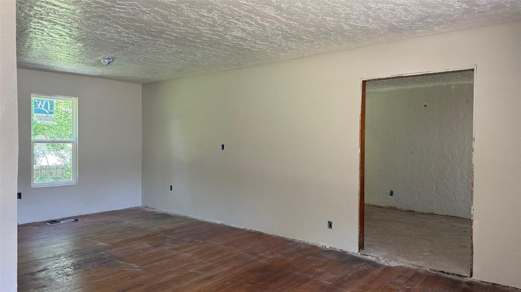 1226349 Property Photo 20
