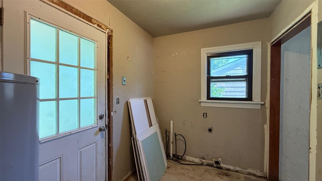 1226349 Property Photo 26