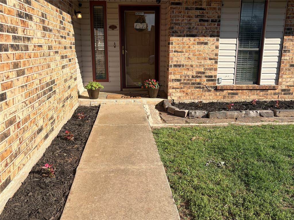 11720 Sw 3 Terrace Property Photo 3