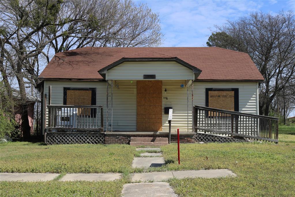 1226412 Property Photo 2