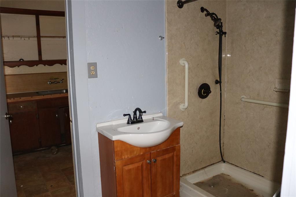 1226412 Property Photo 15