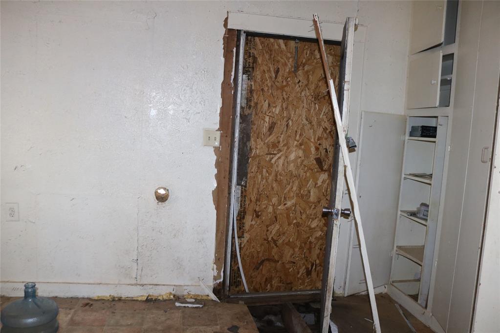 1226412 Property Photo 17