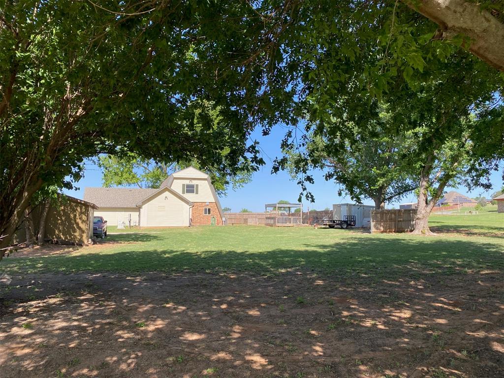 828 N Finney Way Property Photo 6