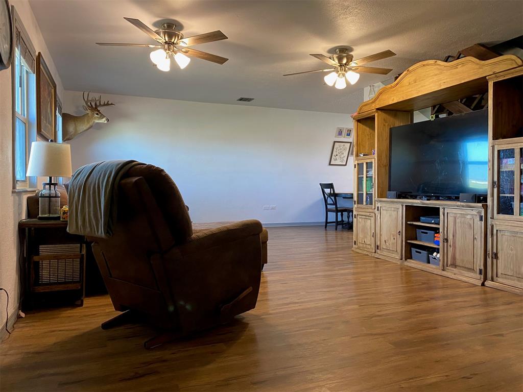 828 N Finney Way Property Photo 8