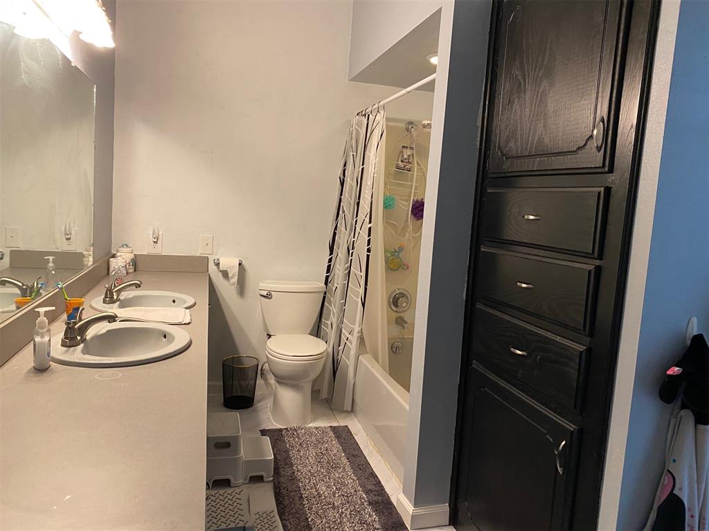 828 N Finney Way Property Photo 32