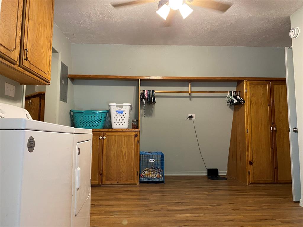 828 N Finney Way Property Photo 38