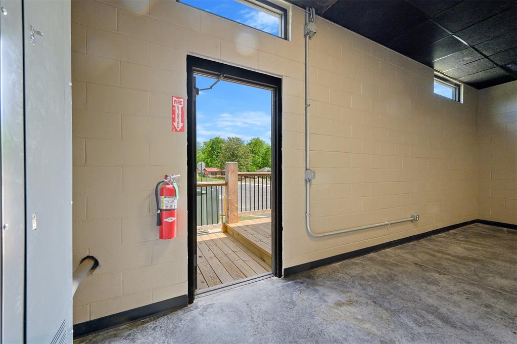 124 N Main Street Property Photo 46