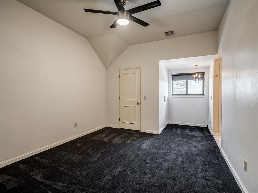 7413 Nw 150th Street Property Photo 35