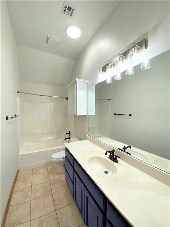 16700 Brewster Lane Property Photo 14
