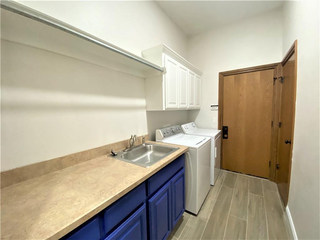 16700 Brewster Lane Property Photo 20
