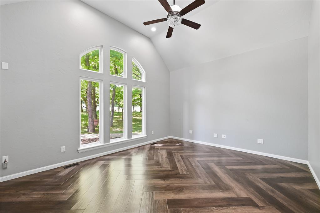 2500 Perth Drive Property Photo 19