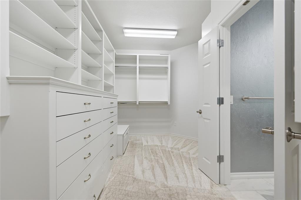 2500 Perth Drive Property Photo 31