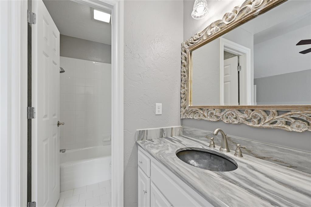 2500 Perth Drive Property Photo 40