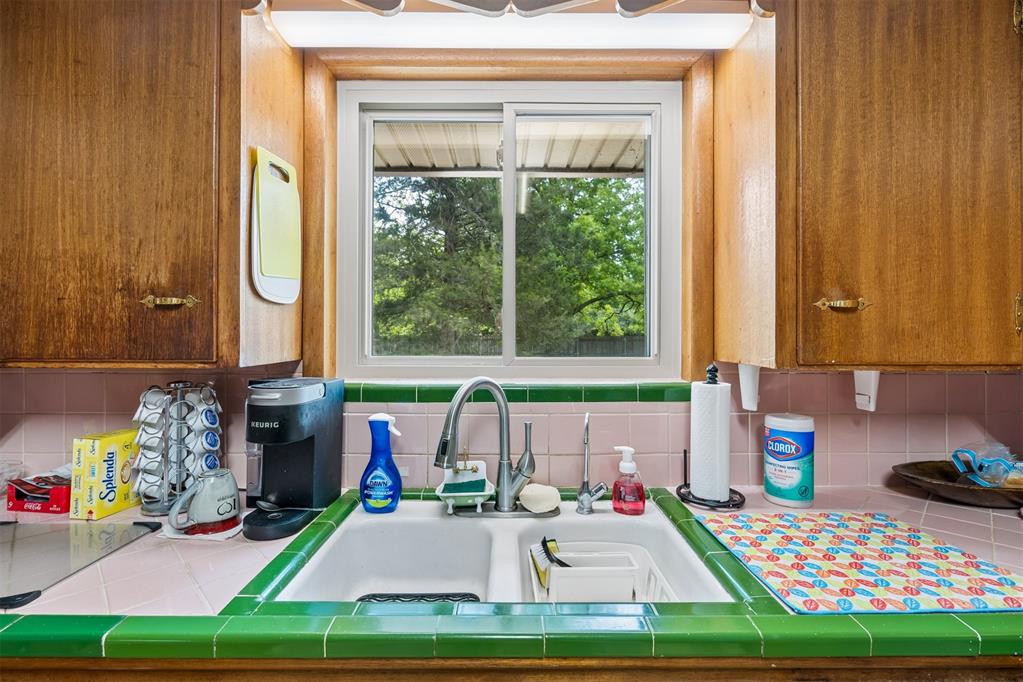 111 Crestmont Avenue Property Photo 13