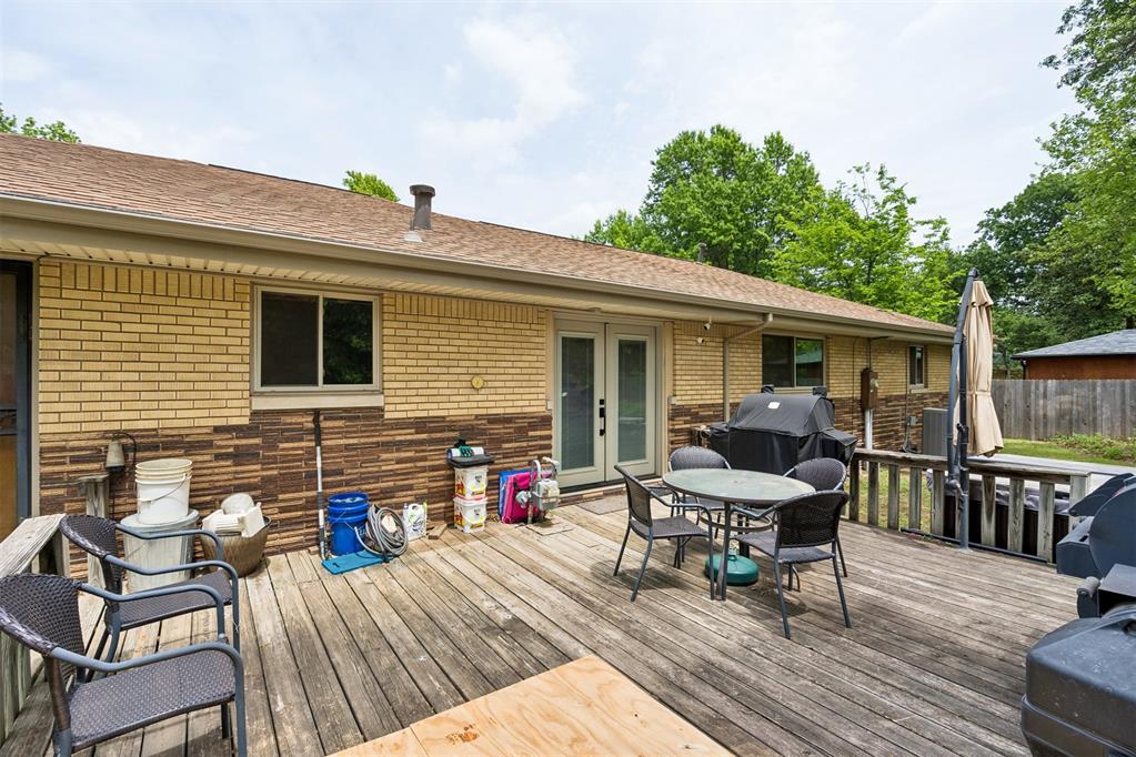 111 Crestmont Avenue Property Photo 31