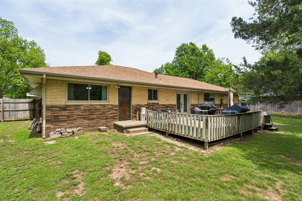 111 Crestmont Avenue Property Photo 38