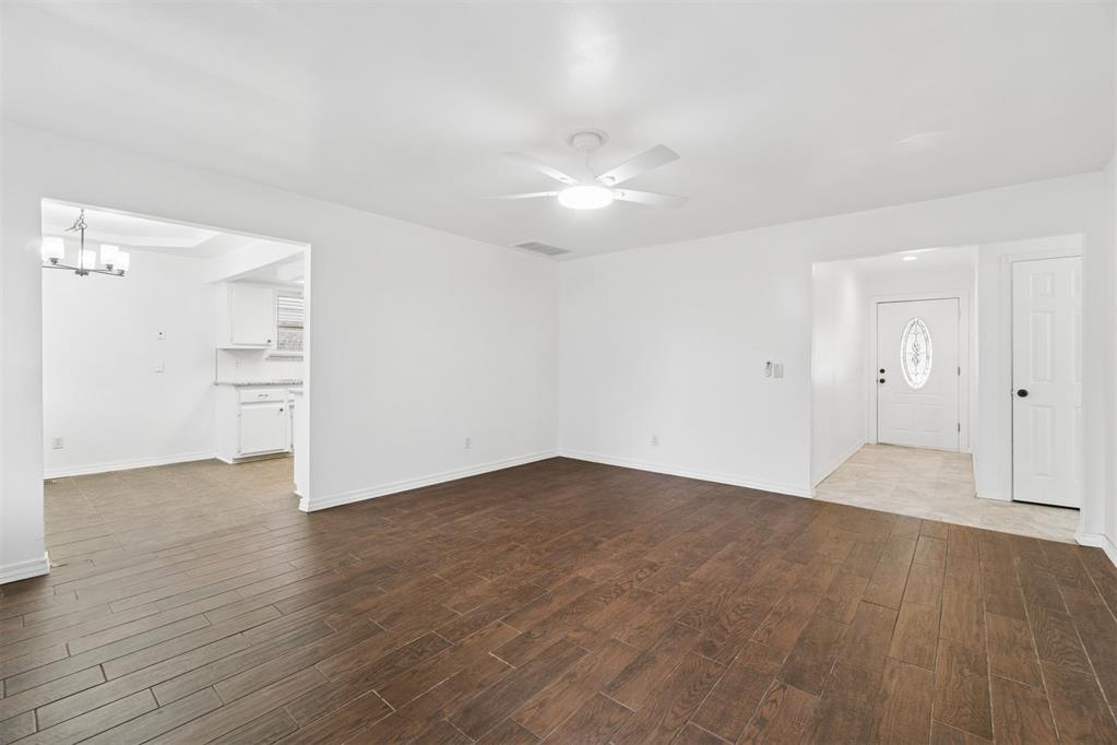 967 Heritage Mansion Property Photo 4